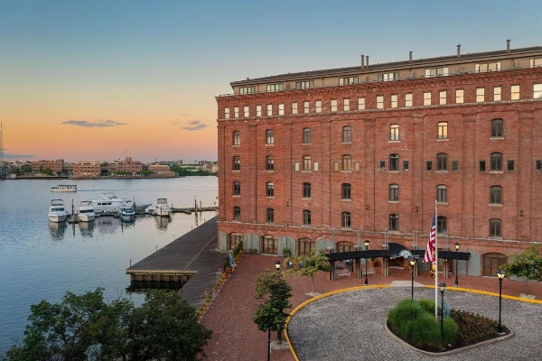 The Inn at Henderson's Wharf, Ascend Hotel Collection image 1